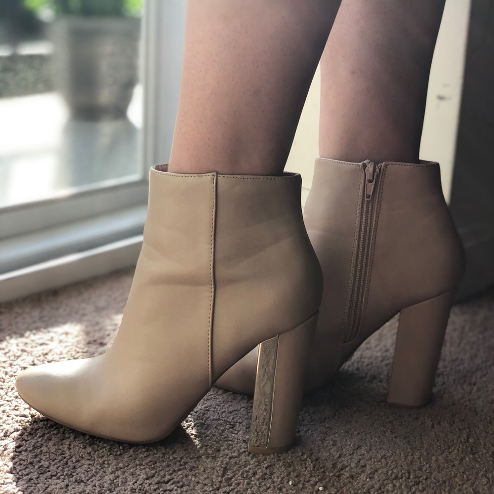 Ankle boots